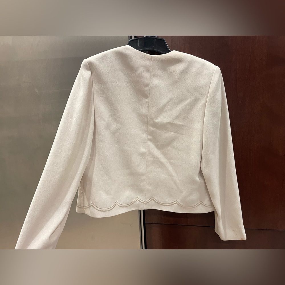 Adriana Papell Cream SET -long sleeve crop jacket matching knee length Skirt - Picture 4 of 8